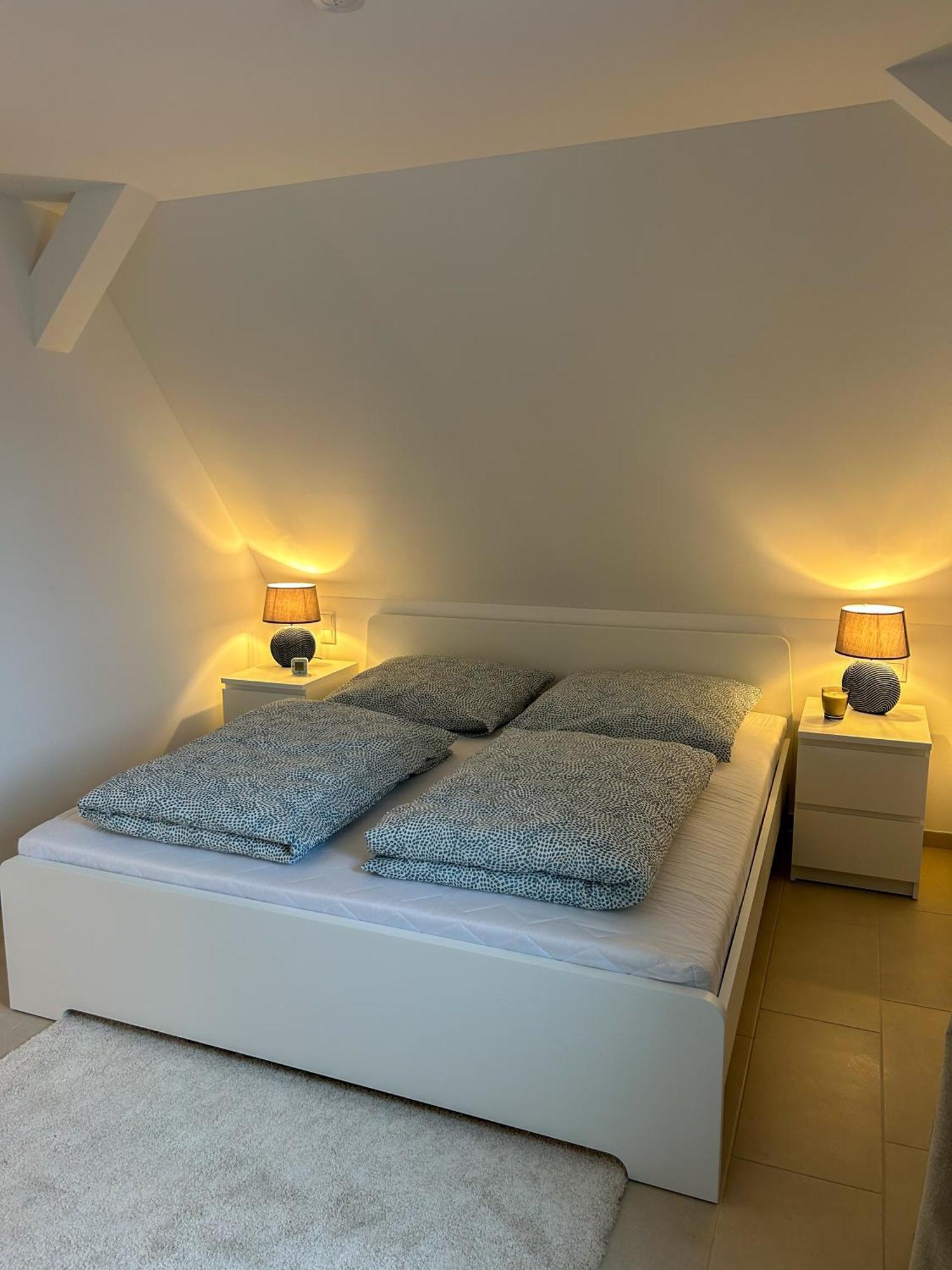 Ferienwohnung As 5 One & Two Bamberg - Modern In Ruhiger Lager Mit Balkon Hallstadt Kültér fotó